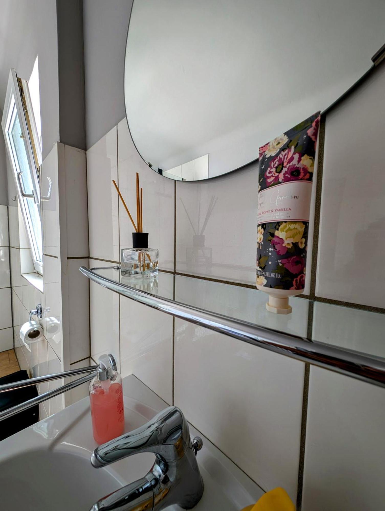 Fewo Bambi Idar-Oberstein - Naturtraum Hunsrueck - 2 Schlafzimmer - Netflix מראה חיצוני תמונה
